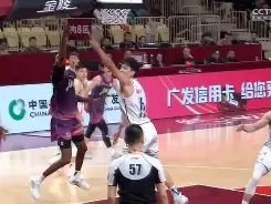 九游体育-包含浙江稠州今晨战术微调尤文图斯防线松动备战CBA常规赛，今夜奥兰多魔术调整名单以备亚冠看傻球迷的词条